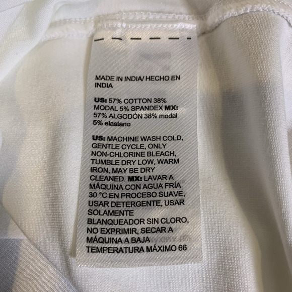 Chico's Top NWT Size 3 (XL) Feminine Layered Cap Sleeve Tee Alabaster Twee Fairy - Picture 5 of 7